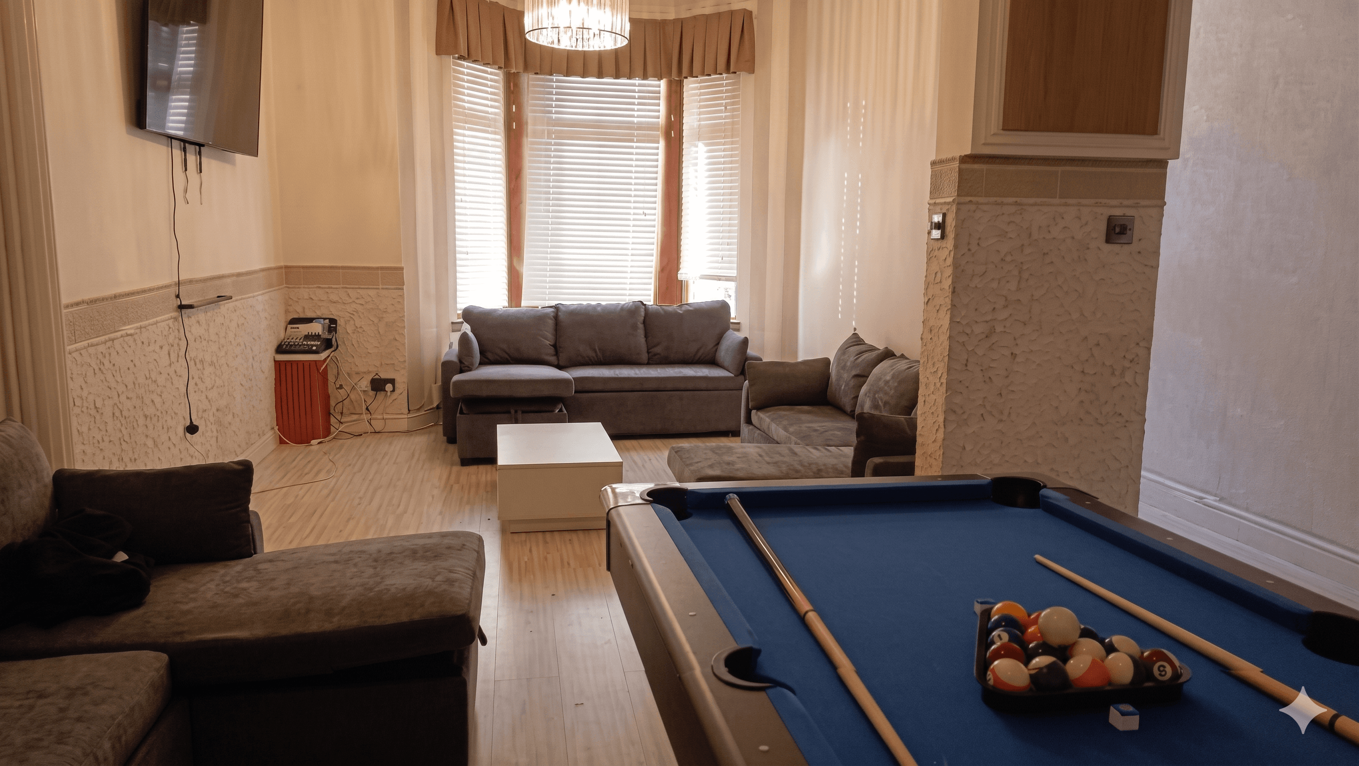 Hot Tub & Pool Table - 4 Floors